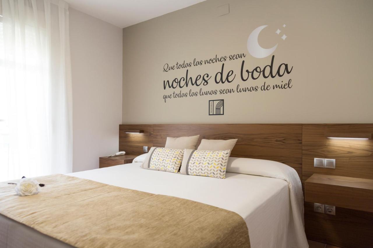 Hostal Pradaria Asador & Alojamiento Arcas Екстериор снимка
