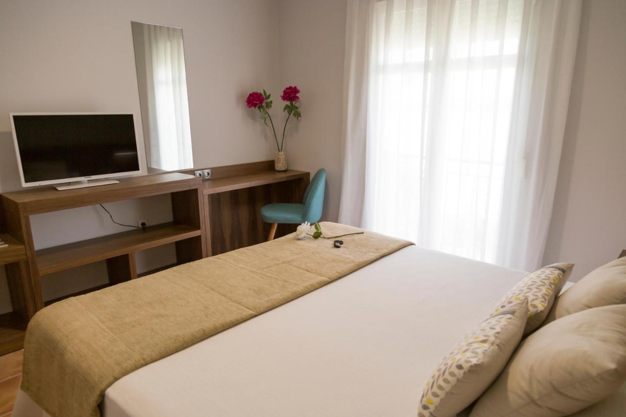 Hostal Pradaria Asador & Alojamiento Arcas Екстериор снимка
