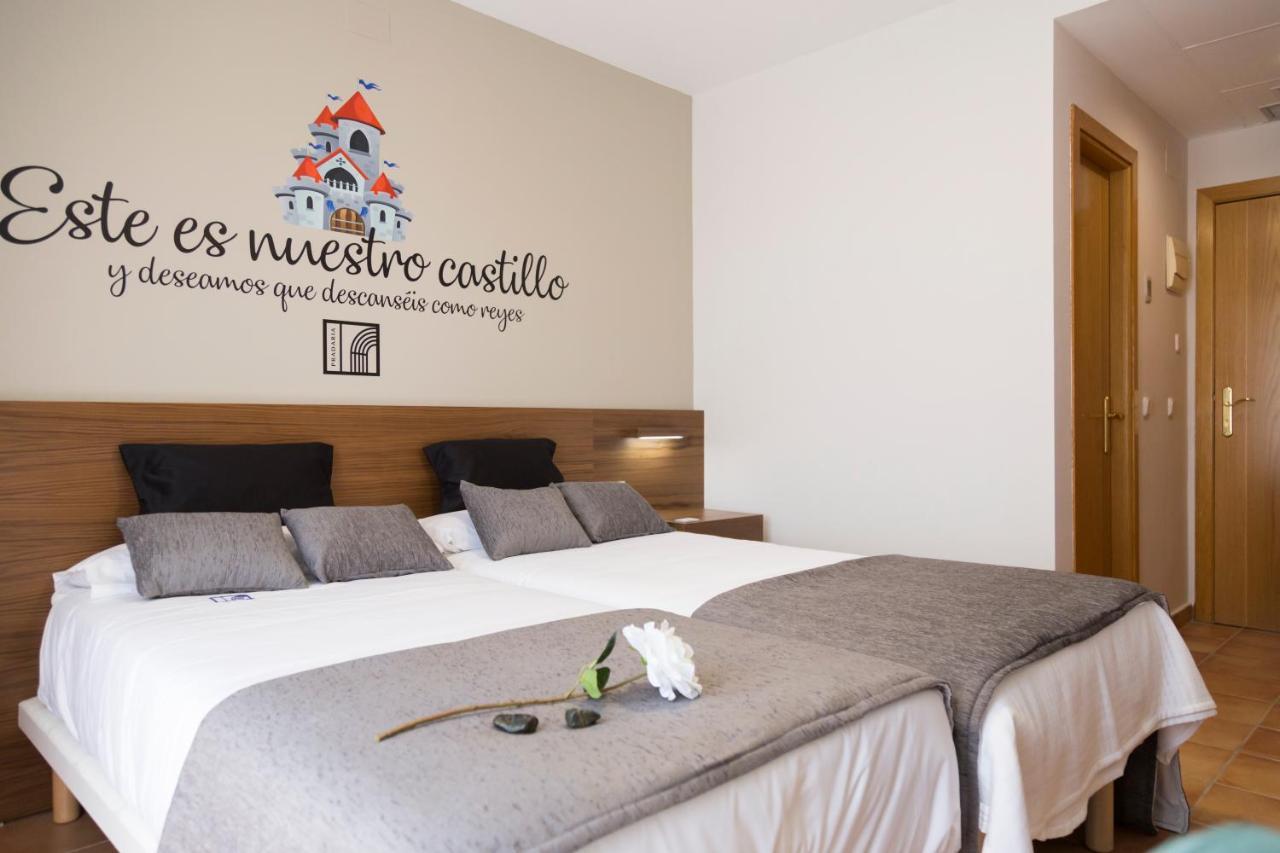 Hostal Pradaria Asador & Alojamiento Arcas Екстериор снимка