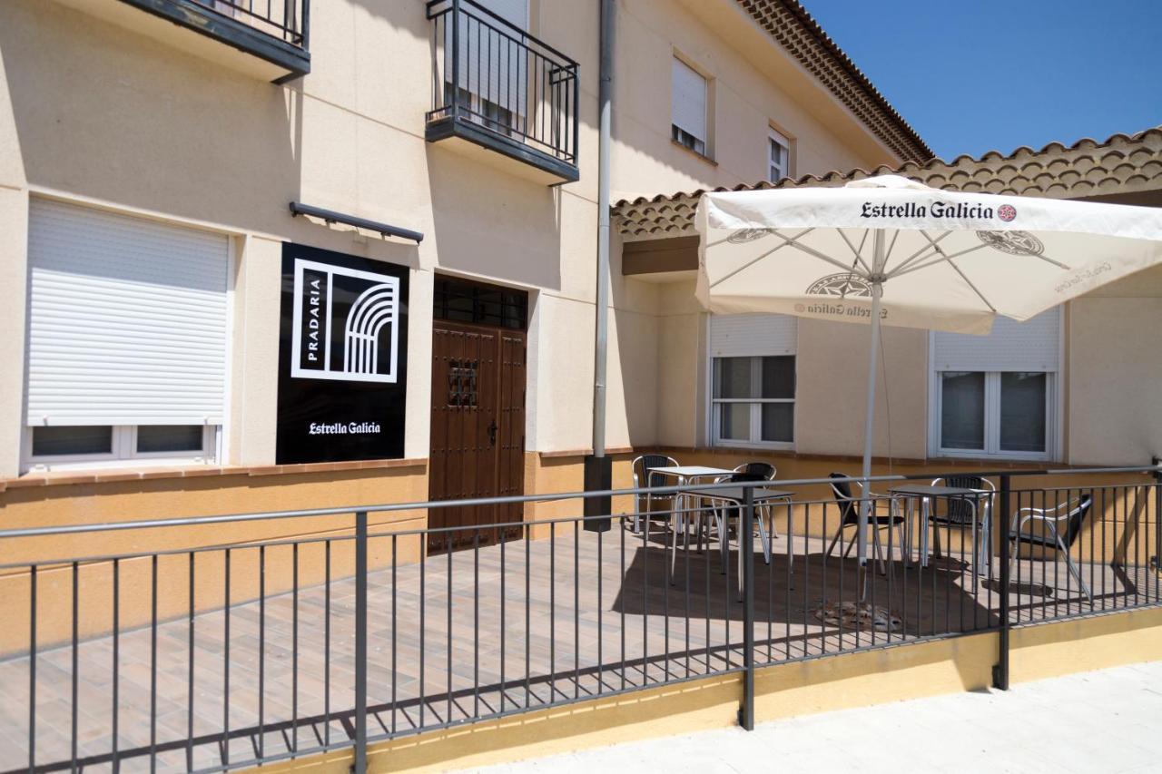 Hostal Pradaria Asador & Alojamiento Arcas Екстериор снимка