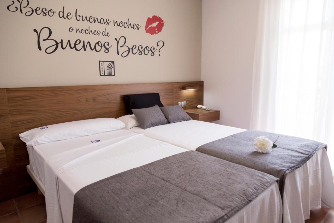 Hostal Pradaria Asador & Alojamiento Arcas Екстериор снимка